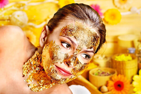 Glamour Threading: 24K Gold Facial