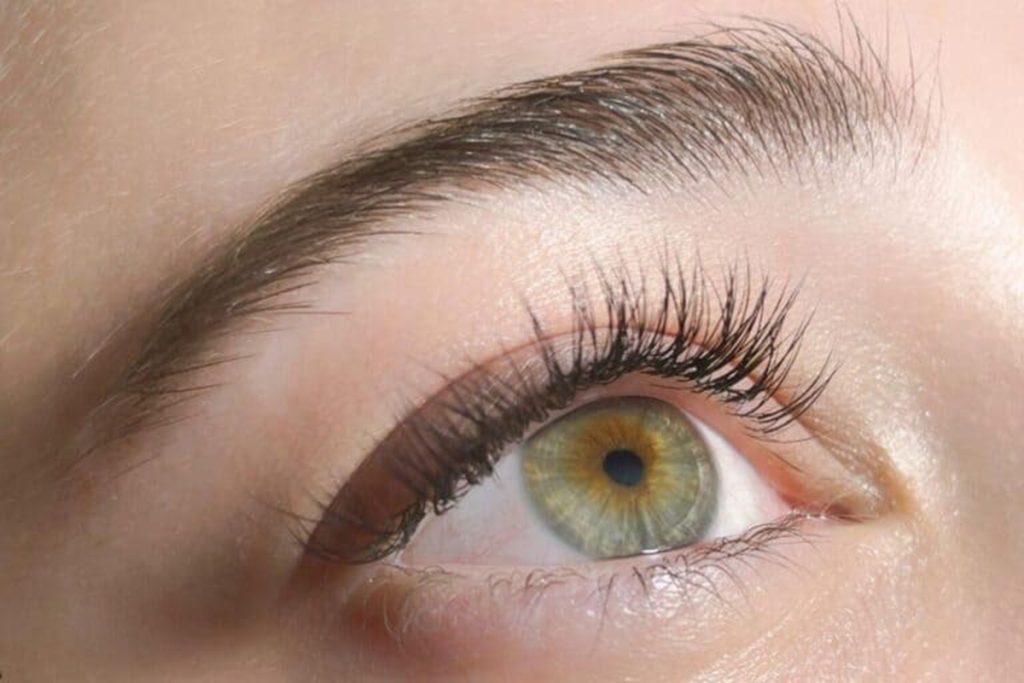 Tinting Eyelash